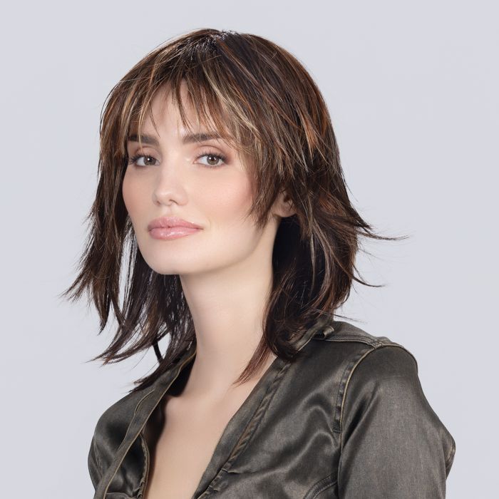 Perucci Modelo Rainbow ** (Cabelo Sint&eacute;tico)