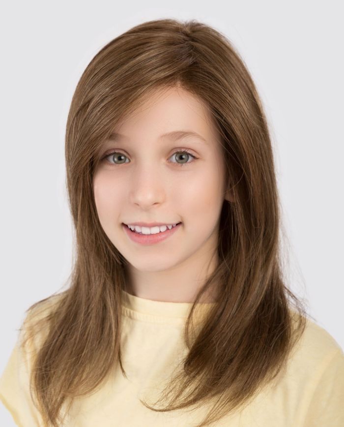 PowerKids Modelo Sara ***D (Cabelo Sintético)
